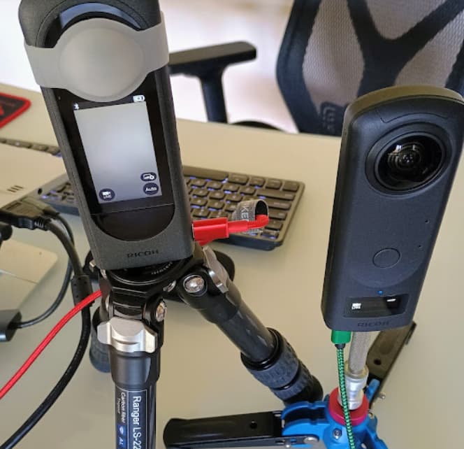 HowTo: RICOH THETA Windows Live Streaming - Camera Hardware and